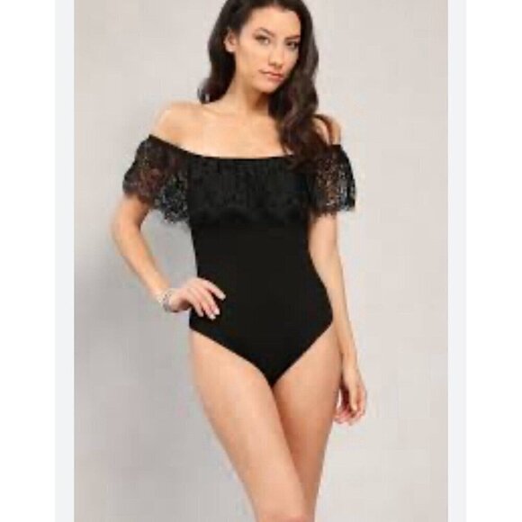 Fashion Nova Black Lace neck Cold Shoulder Bodysuit Size M Boho - Picture 1 of 4